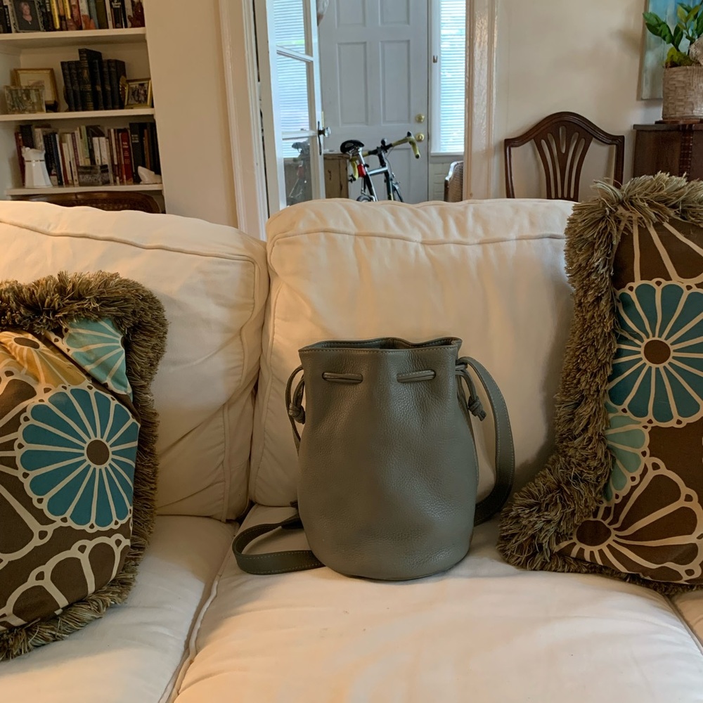 COACH 4905 SONOMA  DRAWSTRING BUCKET BAG, COLOR: SAGE GREEN